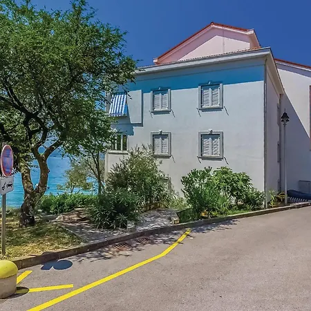 2 Bedroom Cozy In * Selce