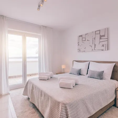 Appartement 2 Bedroom Cozy In Selce