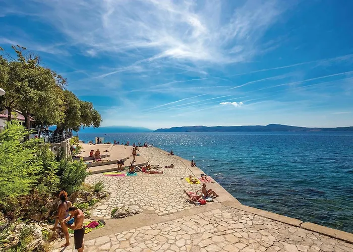Nice Apartment In Selce Διαμέρισμα *